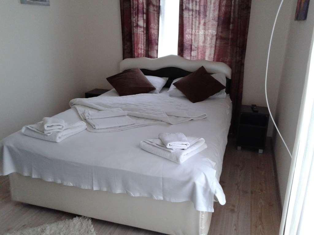 Guesthouse Vila Dnd Niska Banja Cameră foto