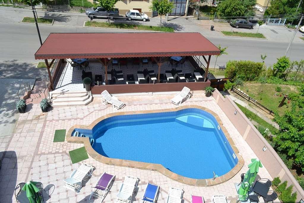 Guesthouse Vila Dnd Niska Banja Facilități foto